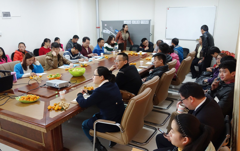 目前天度客戶沙龍已順利舉行4期，我們將一直秉承全公益、凈干貨、不推銷產(chǎn)品的理念，助力天度新老客戶開展網(wǎng)絡(luò)營銷和移動互聯(lián)網(wǎng)營銷。